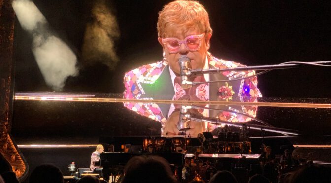Elton John – Farewell Yellow Brick Road Tour